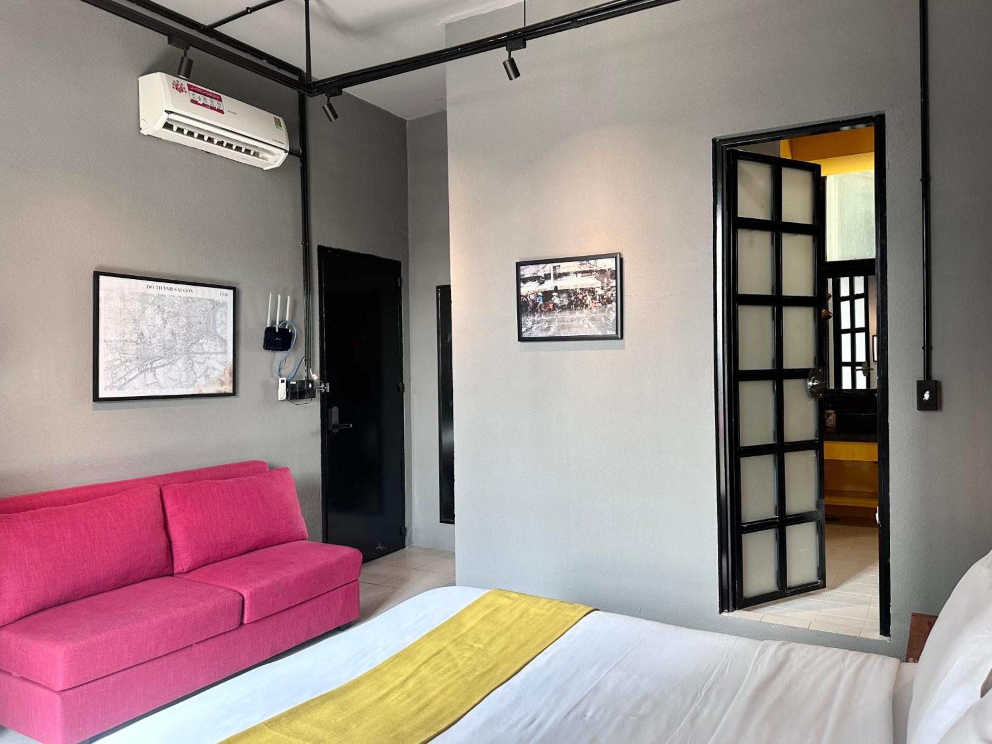 Circadian Industrial Studios On Nguyen Hue ホーチミン市 エクステリア 写真