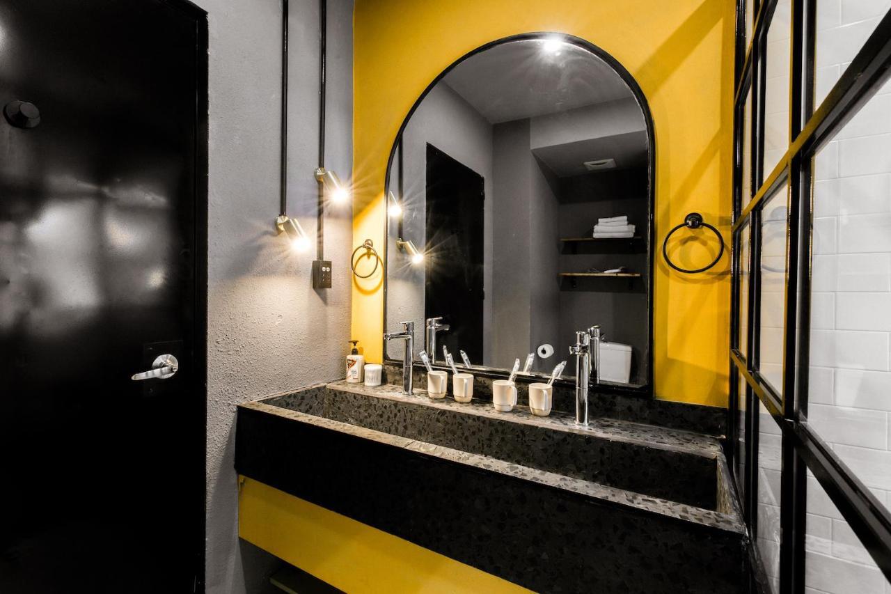 Circadian Industrial Studios On Nguyen Hue ホーチミン市 エクステリア 写真