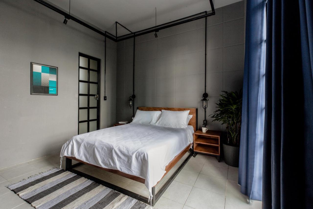 Circadian Industrial Studios On Nguyen Hue ホーチミン市 エクステリア 写真